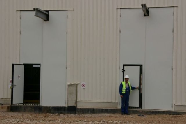 Brocēnu cementa rūpnīca – D45 durvis – Saliekamie vārti